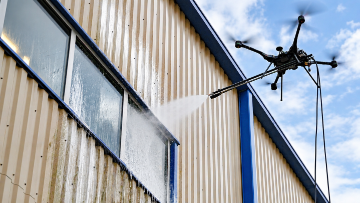 ARE   Nettoyage par Drone 3